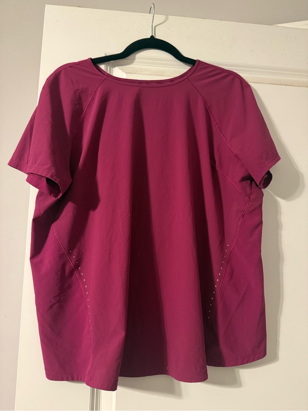 Lululemon Stretch Running Short Sleeve, 14, Magenta